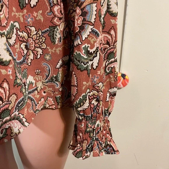 Ann Taylor LOFT X-Large Women Blouse Top Floral Multicolor V-Neck‎ Long Sleeve - Picture 8 of 9